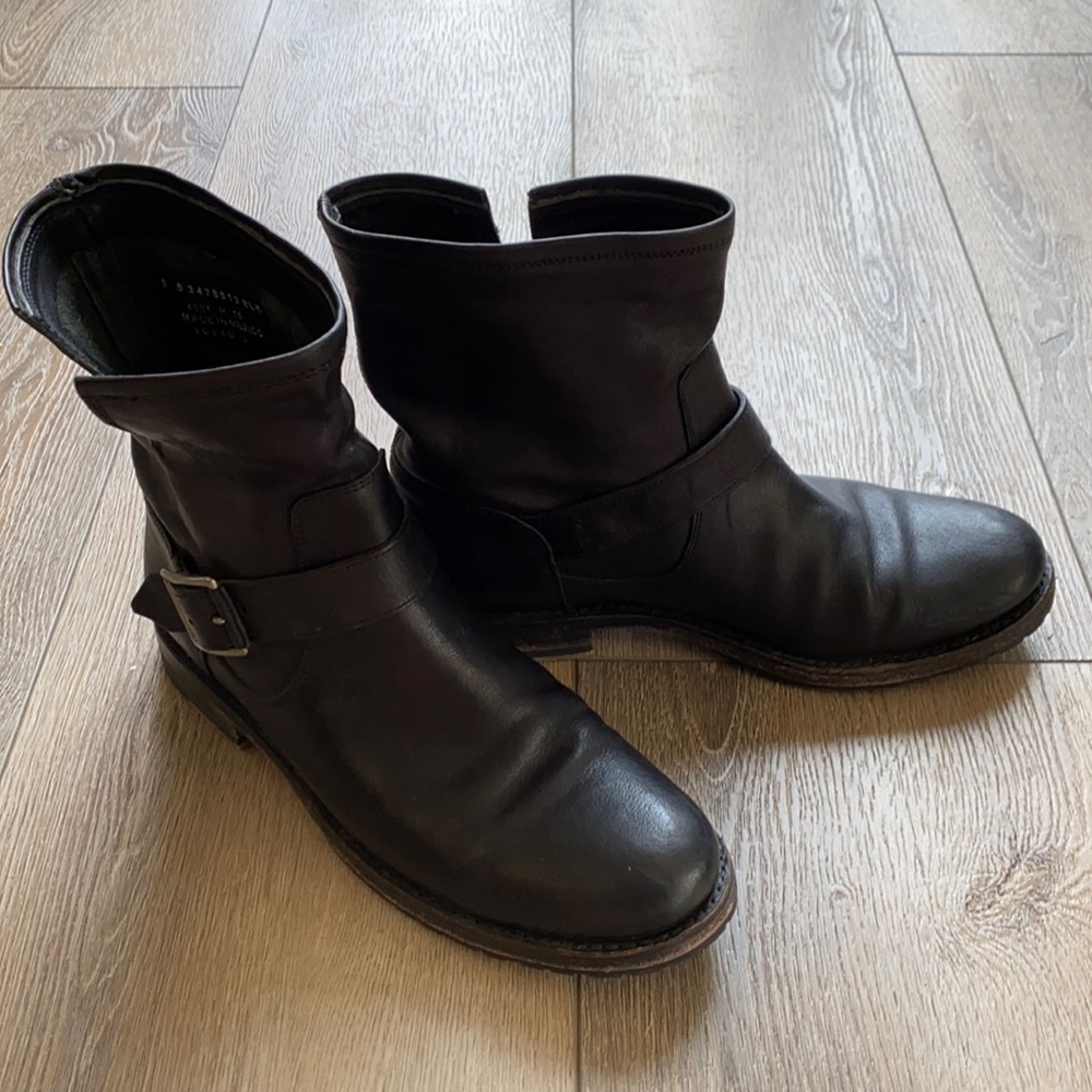 Frye Veronica Shortie Boots - Black - Size 9